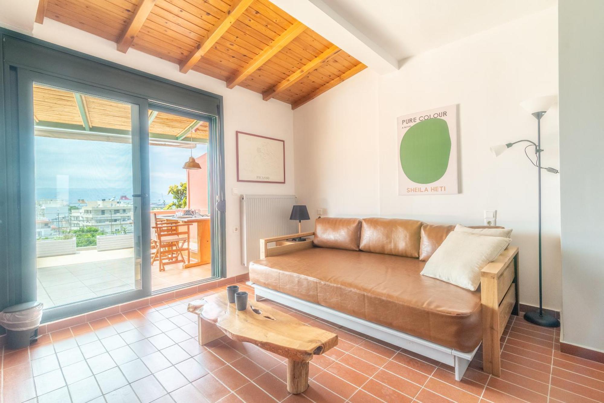 City Loft Near The Airport With Seaview Ираклио Екстериор снимка