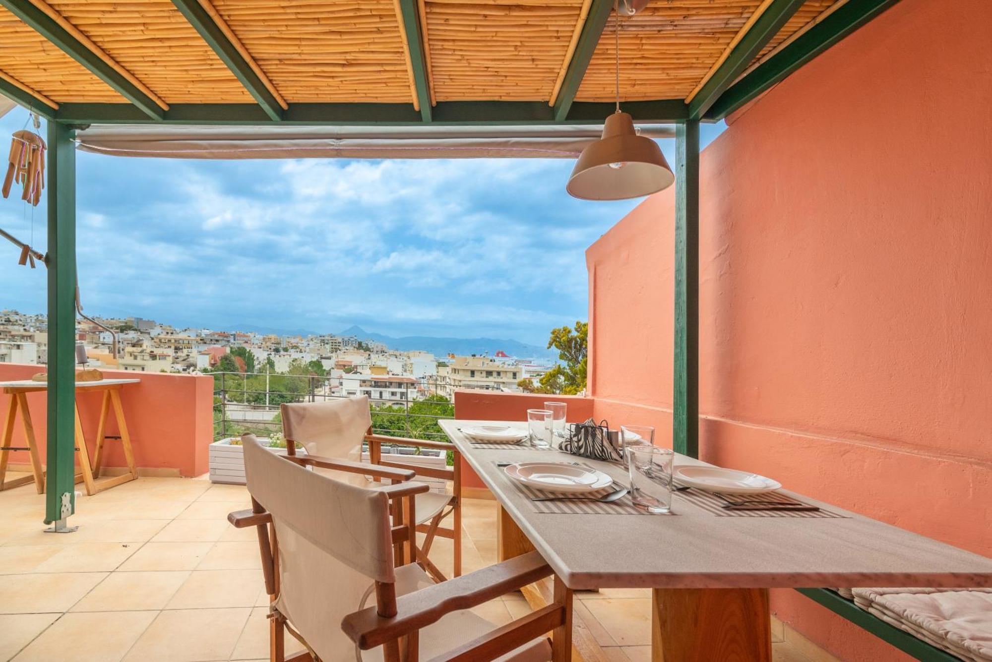 City Loft Near The Airport With Seaview Ираклио Екстериор снимка